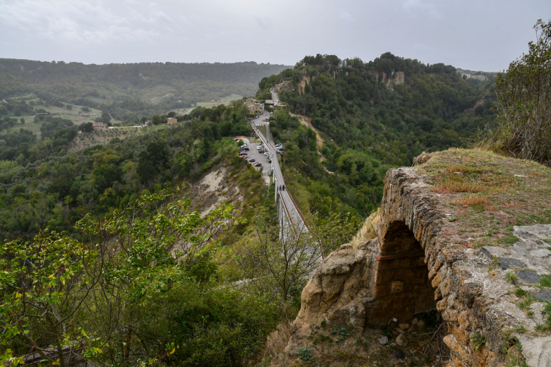 civita-de-bagnoregio-14